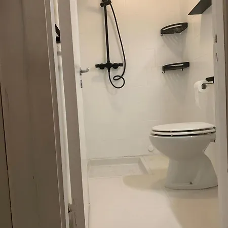 Via Colombo 100 Mt Dal Mare * Финале Лигуре